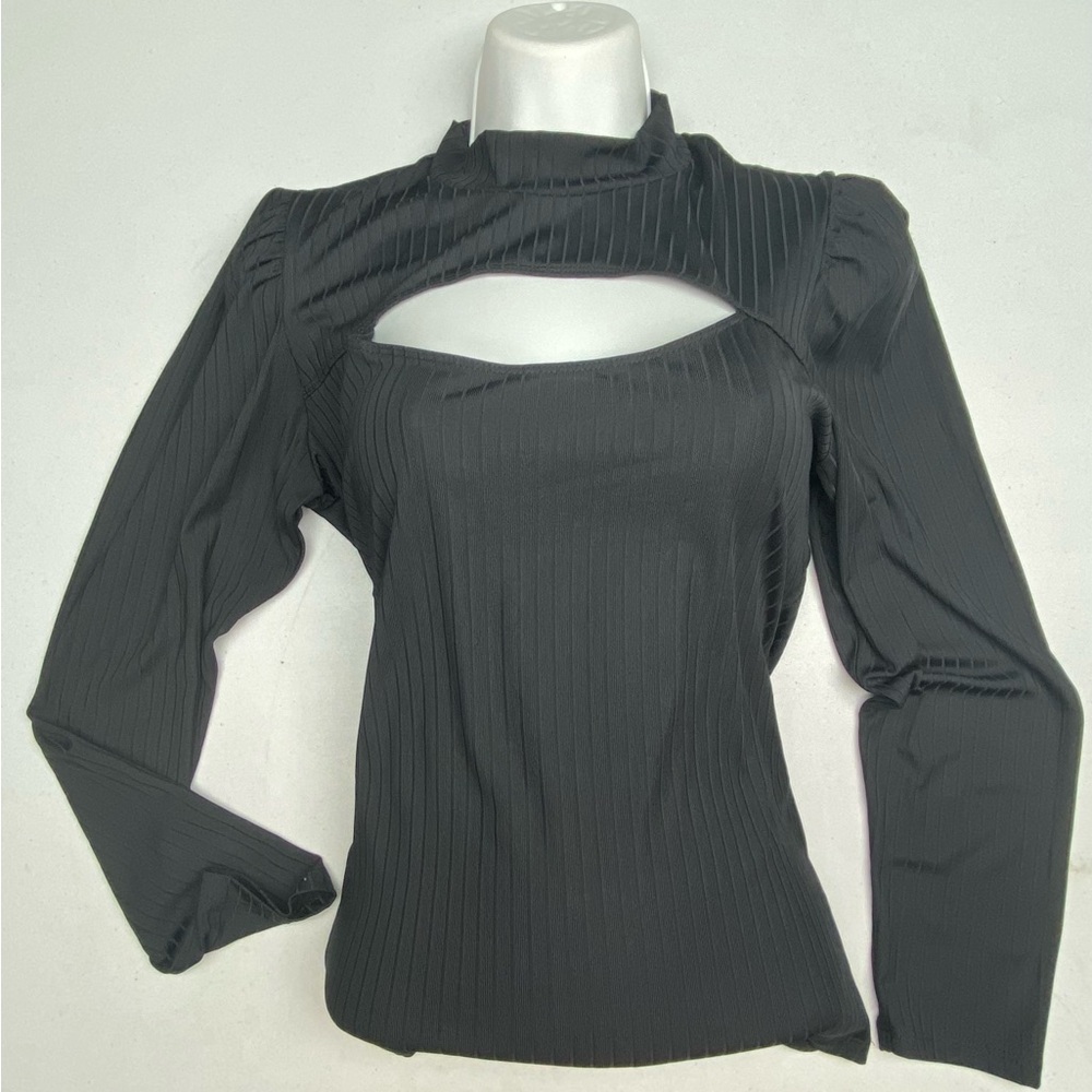 NWT Full Circle BLK Front Cut Summer Sale
